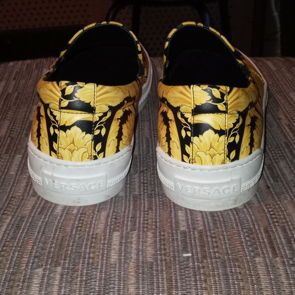 Versace shoes, size 41, yellow and black. - Picture 2 of 7